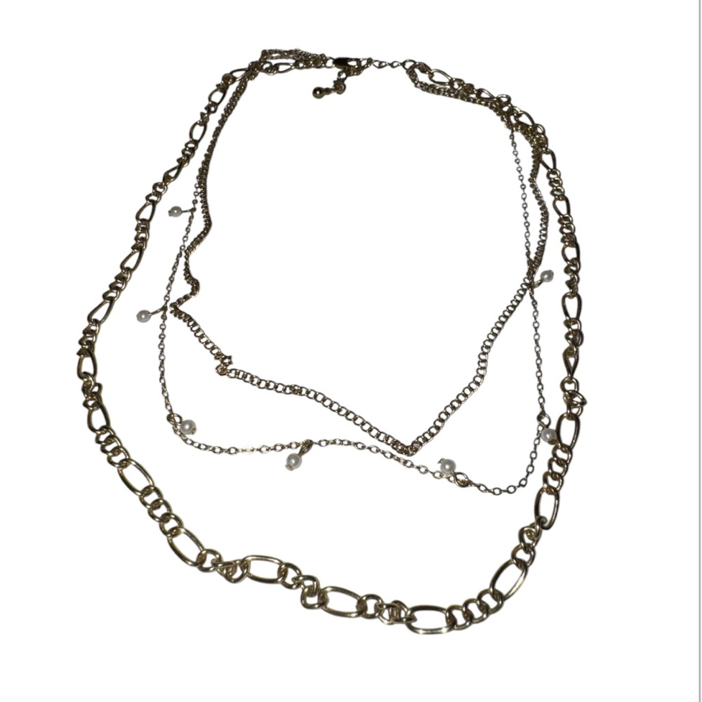 NWOT Triple Layered Gold Pearl Necklace